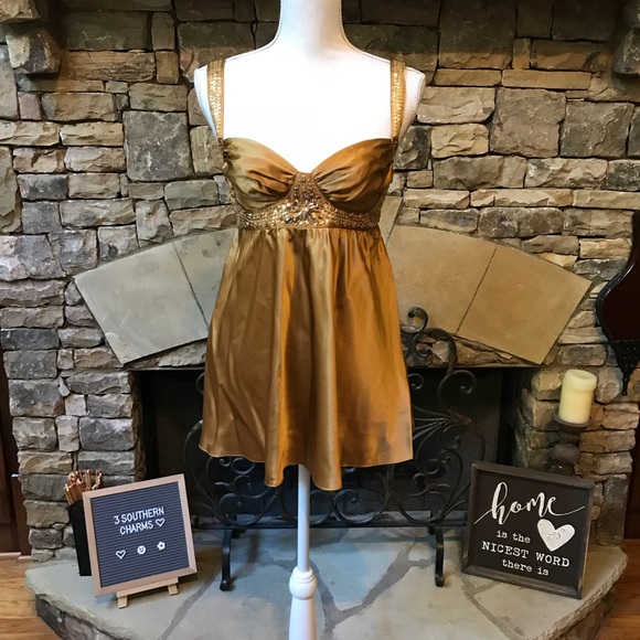 Victoria's Secret Tops - Victoria’s Secret 100% Silk Baby Doll Top Medium